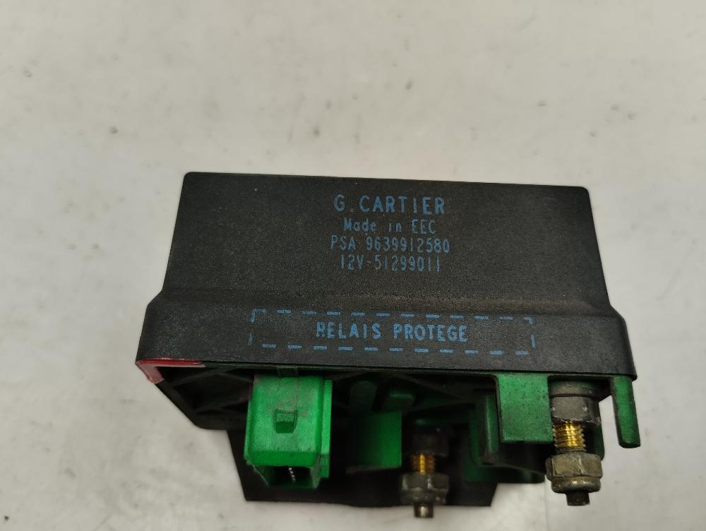 CAJA RELES FUSIBLES CITROEN JUMPY 2.0 MT 94CV | 69KW