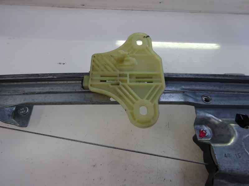 ELEVALUNAS DELANTERO DERECHO RENAULT CLIO 1.5 DCI MT 90CV