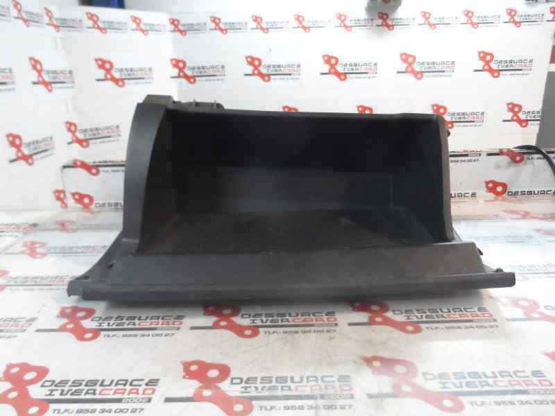 GUANTERA TOYOTA PRIUS 1.8CVT 99CV