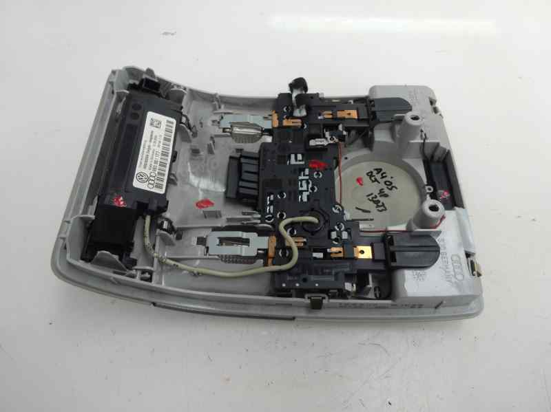 LUZ INTERIOR AUDI A4 2005 2.0 TDI MT 140CV | 103KW