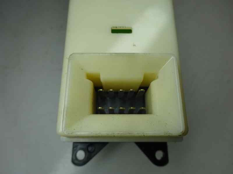 MANDO ELEVALUNAS DELANTERO IZQUIERDO MITSUBISHI MONTERO 3.2 DI-D MT 165CV