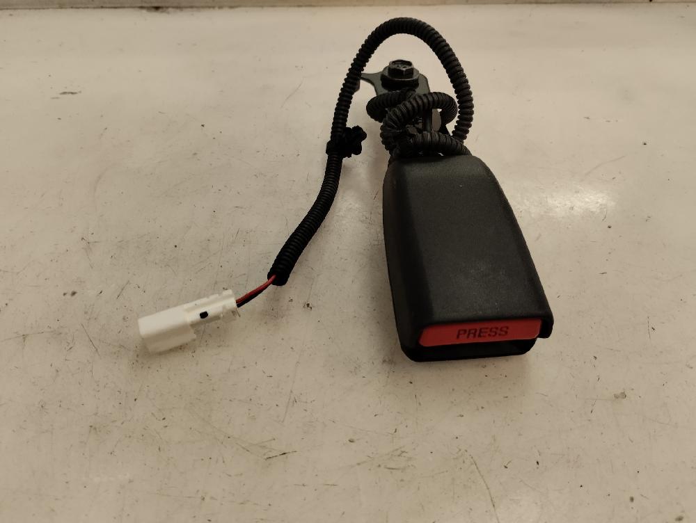 ANCLAJE CINTURON DELANTERO DERECHO HONDA ACCORD 2.0 MT 156CV | 115KW