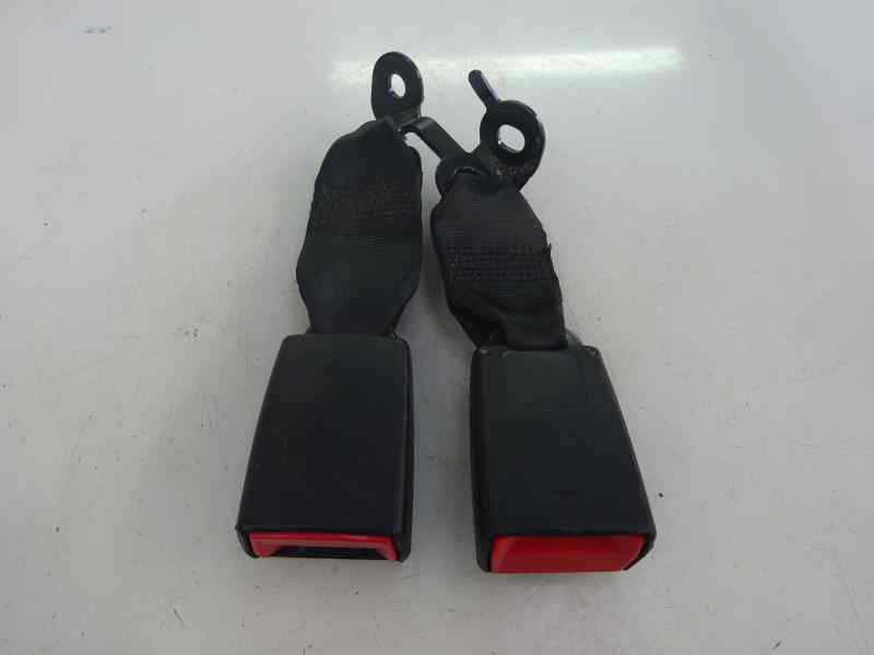 ANCLAJE CINTURON TRASERO IZQUIERDO CITROEN C3 1.4 HDI MT 70CV