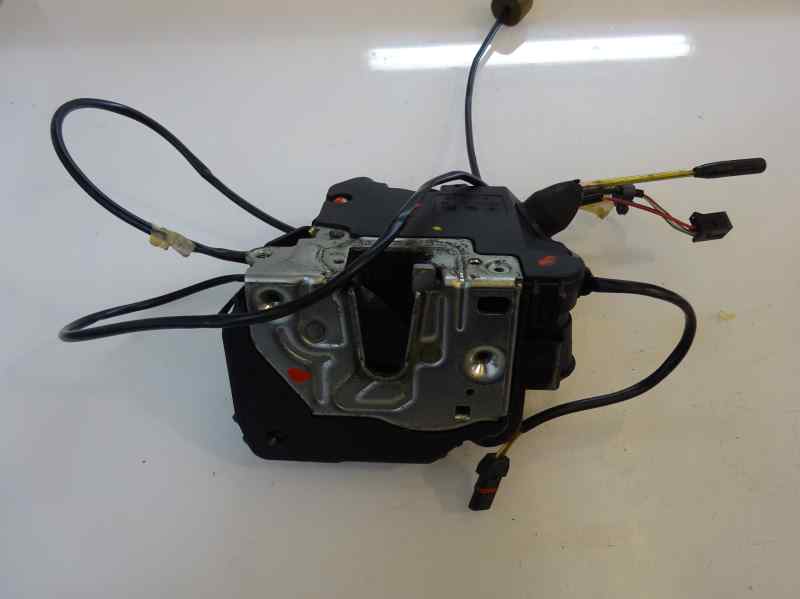 CERRADURA PUERTA DELANTERA DERECHA MERCEDES BENZ CLASE C 2.2 MT 122CV | 90KW