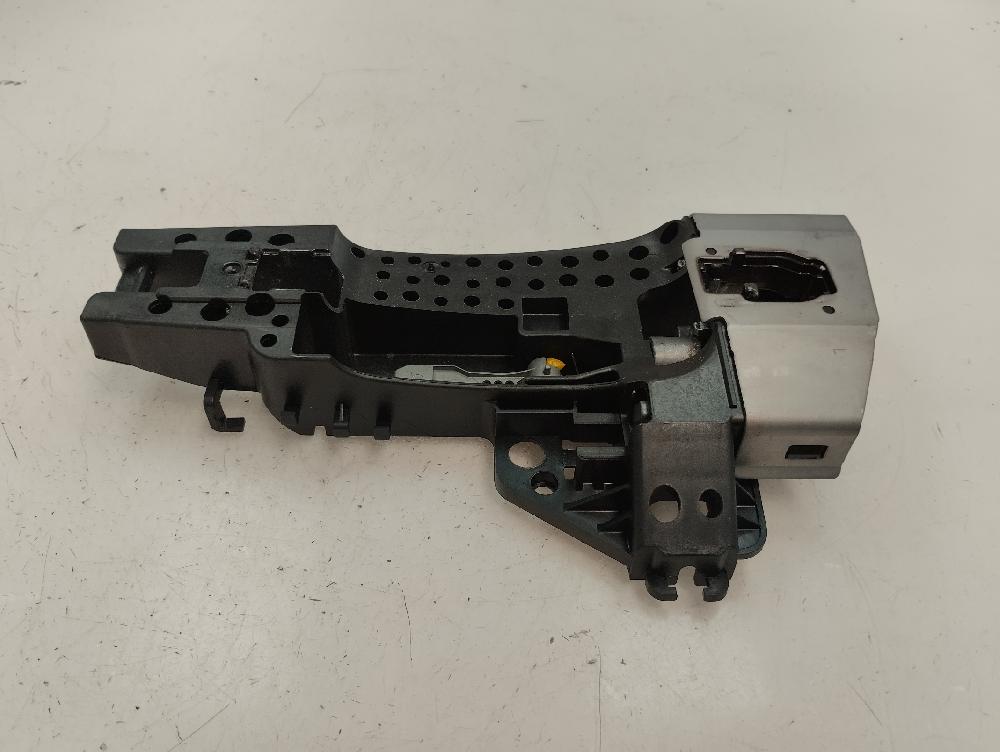 SOPORTE MANETA EXTERIOR DELANTERA IZQUIERDA AUDI Q5 2.0 TDI MT QUATTRO 177CV