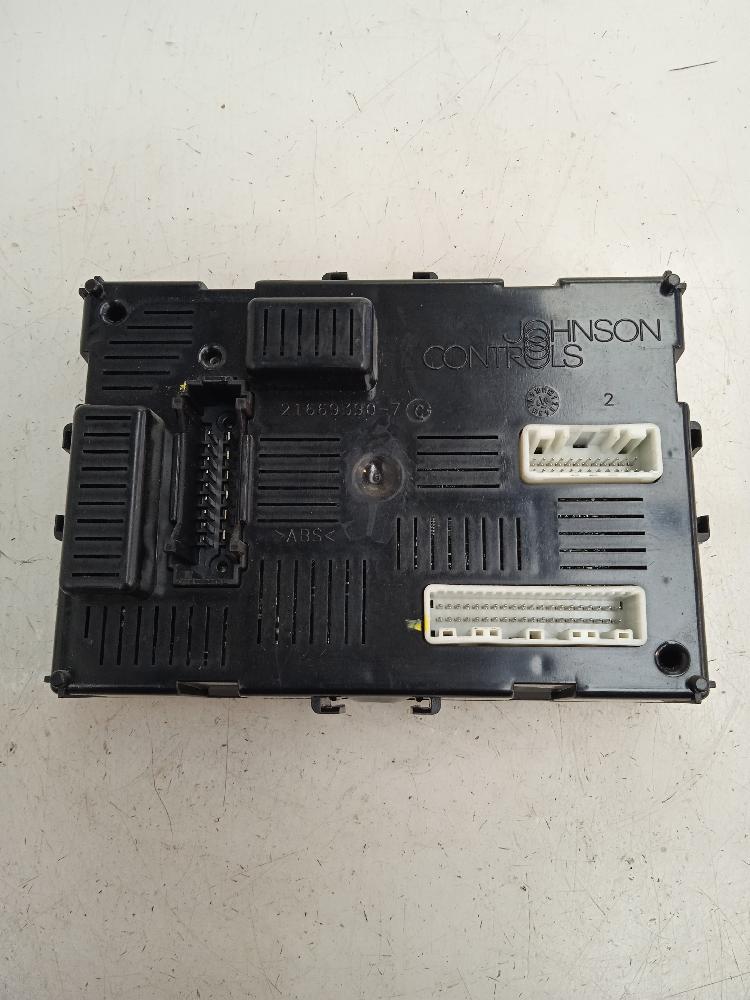 CAJA RELES FUSIBLES RENAULT MODUS 1.2 MT 75CV