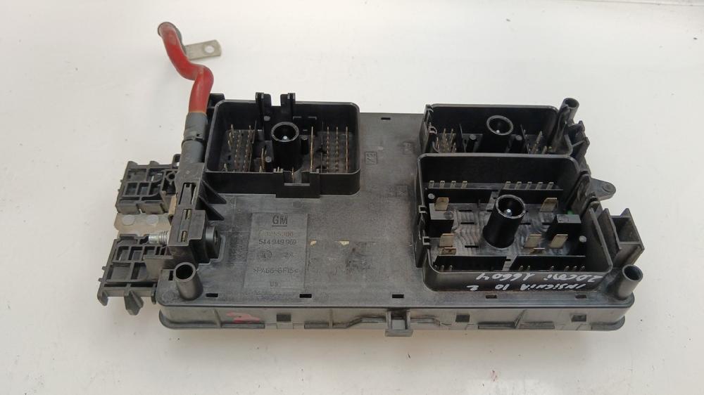 CAJA RELES FUSIBLES OPEL INSIGNIA 2.0 CDTI MT 130CV