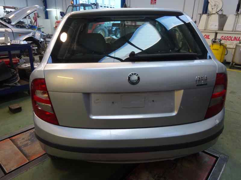 PILOTO TRASERO DERECHO SKODA FABIA 1.9 SDI MT 64CV