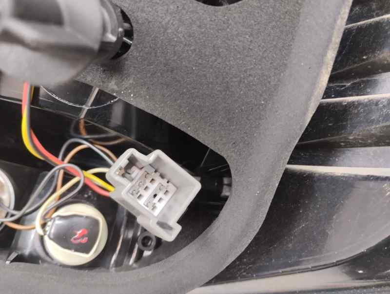PILOTO TRASERO IZQUIERDO FORD FIESTA 1.25 MT 82CV