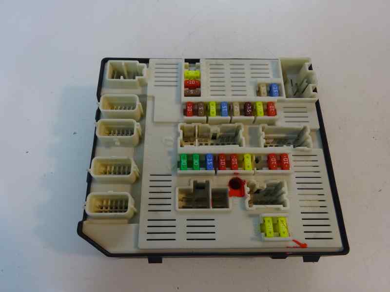 CAJA RELES FUSIBLES RENAULT MEGANE 1.5 DCI MT 110CV