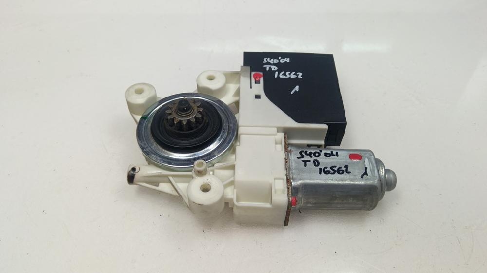 MOTOR ELEVALUNAS TRASERO DERECHO VOLVO S40 2.0 MT 136CV | 100KW