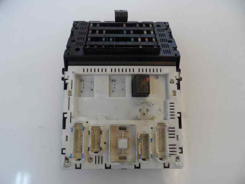 CAJA RELES FUSIBLES RENAULT MEGANE 1.4 MT 75CV | 55KW