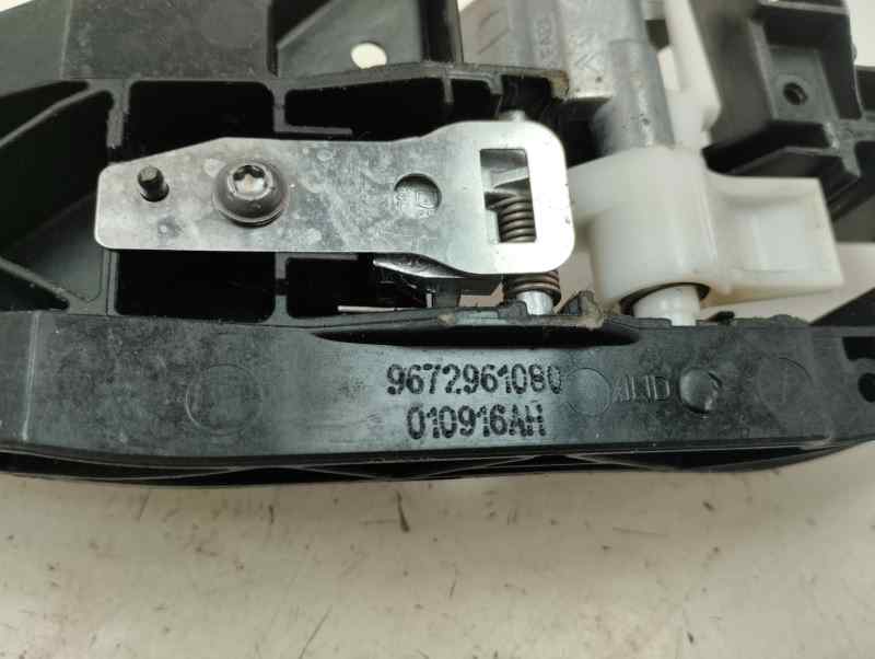 SOPORTE MANETA EXTERIOR PUERTA TRASERA DERECHA PEUGEOT 208 1.2 MT 110CV | 81KW