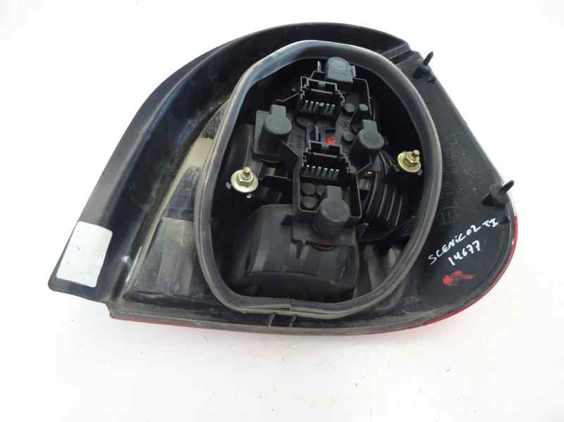 PILOTO TRASERO IZQUIERDO RENAULT SCENIC 1.6 16V MT 107CV