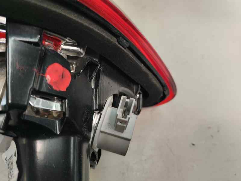 PILOTO TRASERO DERECHO INTERIOR OPEL CORSA 2018 1.4 MT 90CV | 66KW