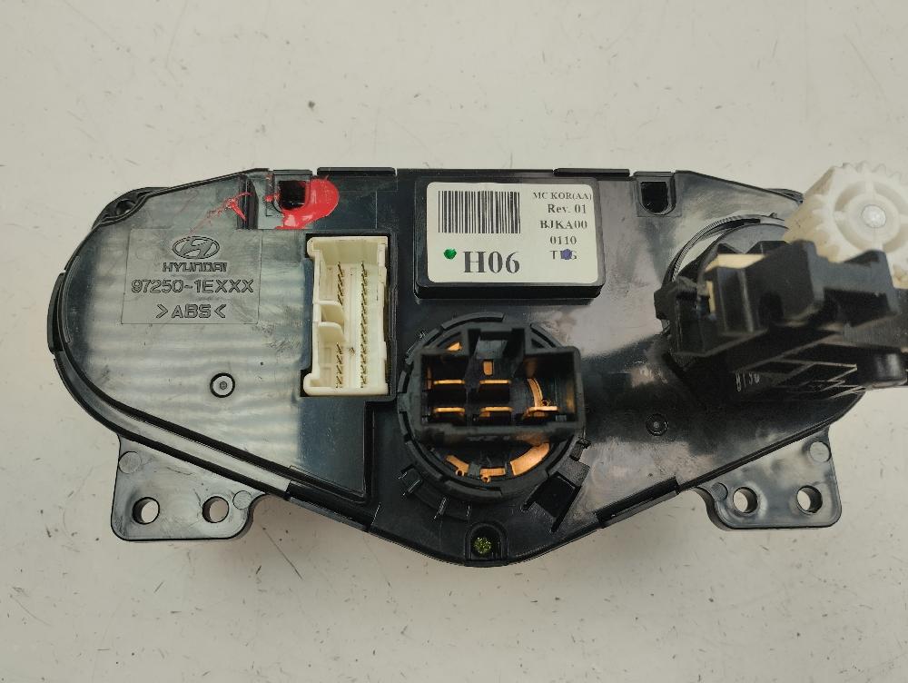 MANDO CALEFACCION AIRE ACONDICIONADO HYUNDAI ACCENT 1.4 MT 97CV | 71KW