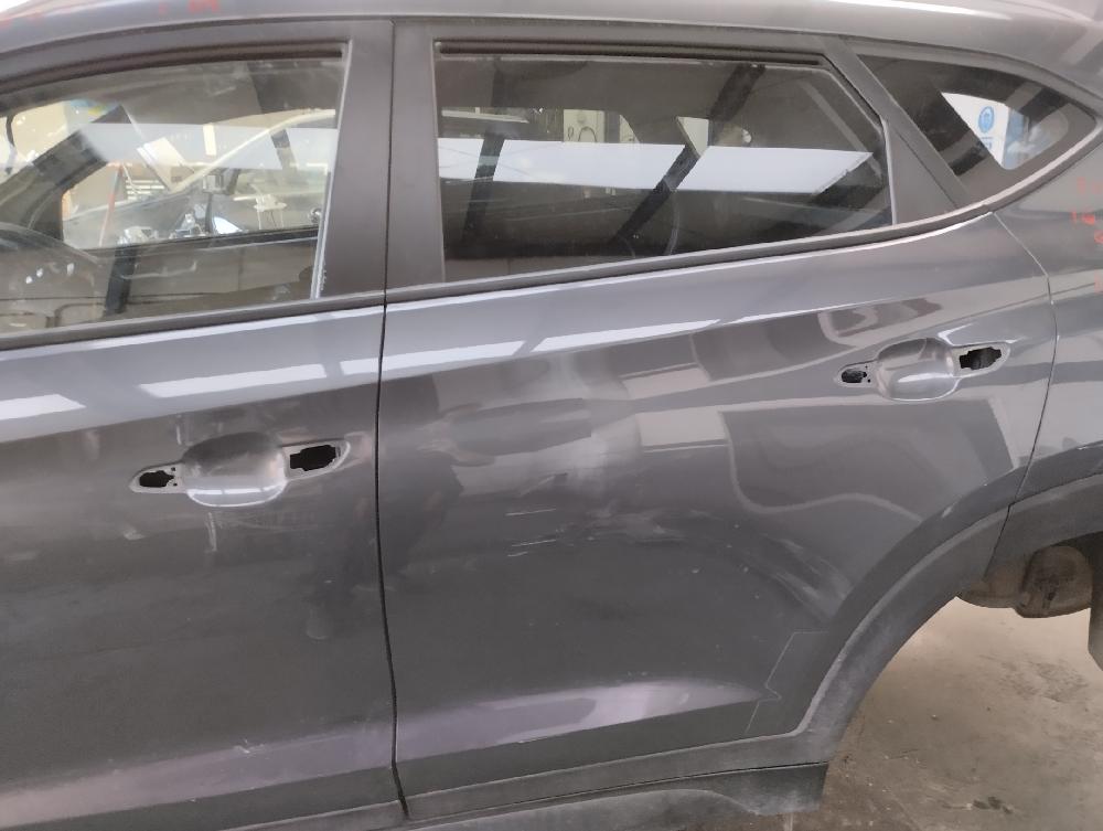 PUERTA TRASERA IZQUIERDA HYUNDAI TUCSON 1.6 MT 132CV