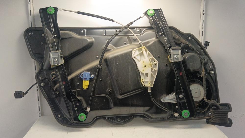 ELEVALUNAS DELANTERO DERECHO VOLKSWAGEN PASSAT 2.0 TDI DSG 140CV | 103KW