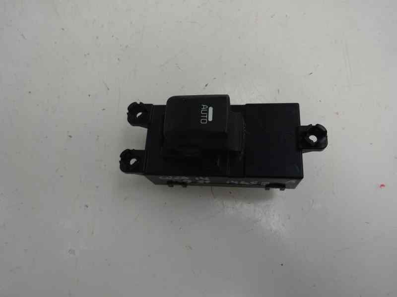 MANDO ELEVALUNAS DELANTERO DERECHO KIA CEED 1.6 MT 129CV | 95KW