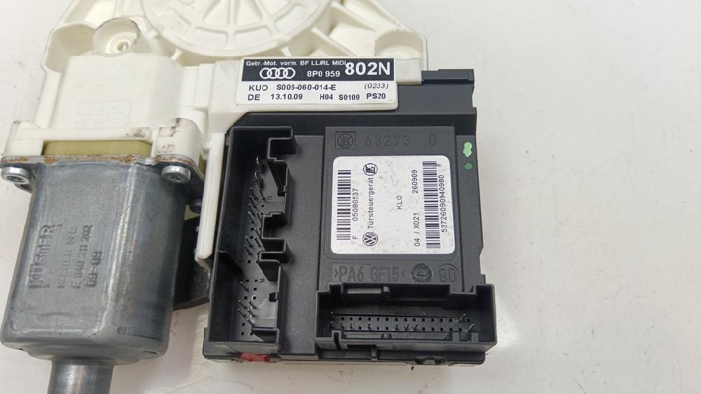 MOTOR ELEVALUNAS DELANTERO DERECHO AUDI A3 2009 2.0 TDI DPF MT 140CV