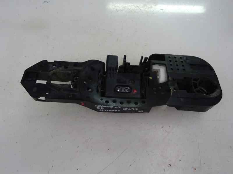 SOPORTE MANETA EXTERIOR DELANTERA DERECHA RENAULT MEGANE 2009 1.5 DCI MT 106CV