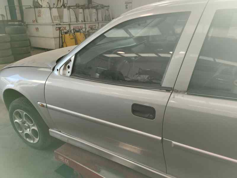 PUERTA DELANTERA IZQUIERDA OPEL VECTRA 2.0 DTI MT 101CV | 74KW