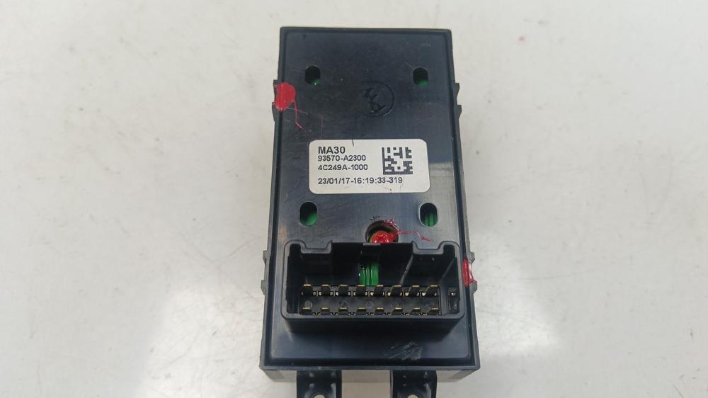 MANDO ELEVALUNAS DELANTERO IZQUIERDO KIA CEED 1.4 MT 90CV | 66KW