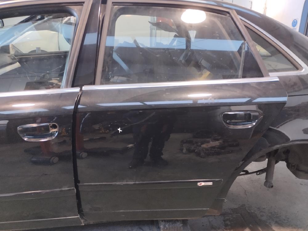 PUERTA TRASERA IZQUIERDA AUDI A4 2.0 TDI MT 140CV | 103KW