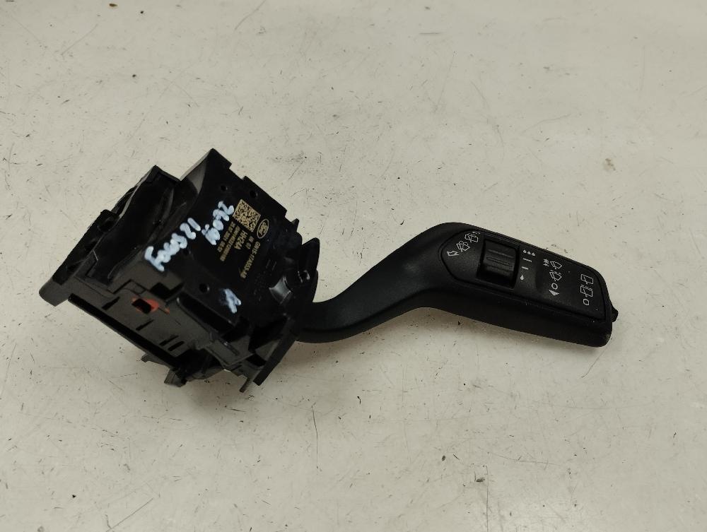 MANDO LIMPIA FORD FOCUS 1.0 ECOBOOST MT 100CV | 74KW