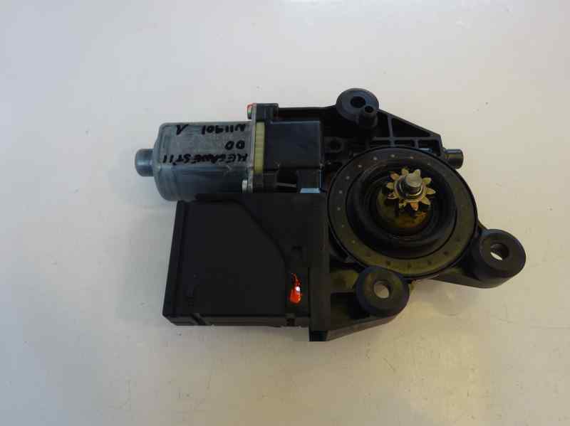 MOTOR ELEVALUNAS DELANTERO DERECHO RENAULT MEGANE 2011 1.5 DCI MT 90CV | 66KW