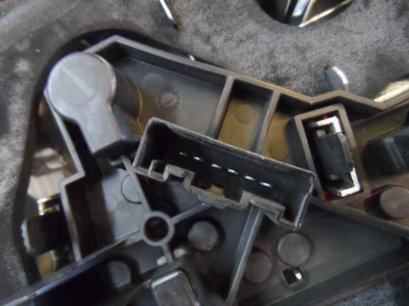 PILOTO TRASERO DERECHO BMW SERIE 1 1.6 116I MT 115CV