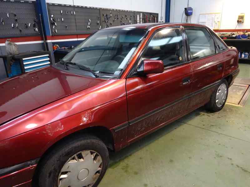 PILOTO TRASERO DERECHO OPEL ASTRA 1993 1.6 MT 101CV | 74KW