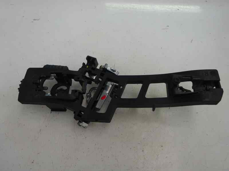 SOPORTE MANETA EXTERIOR PUERTA TRASERA DERECHA FORD FIESTA 1.25 MT 82CV