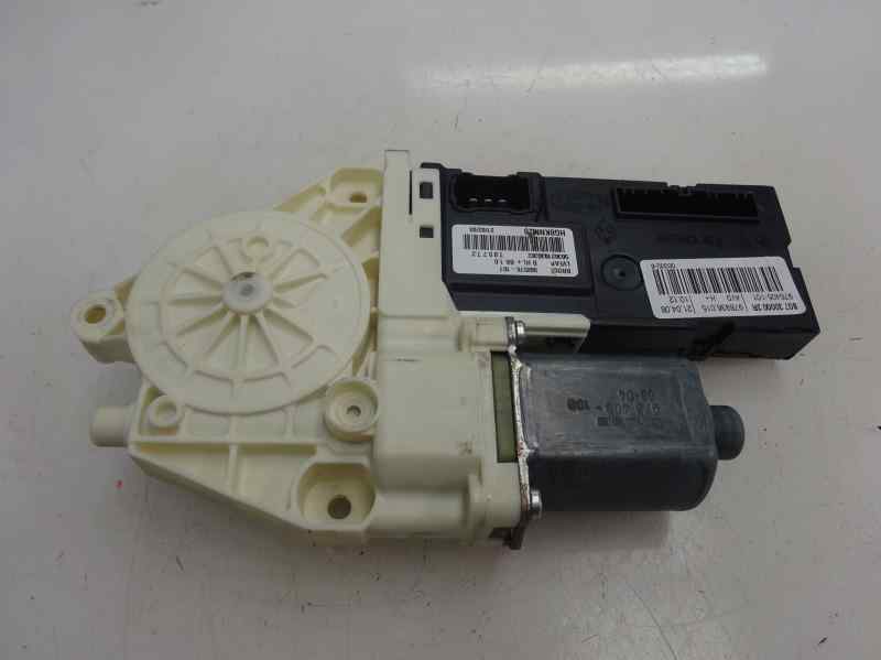 MOTOR ELEVALUNAS DELANTERO DERECHO RENAULT LAGUNA 2.0 DCI MT 150CV
