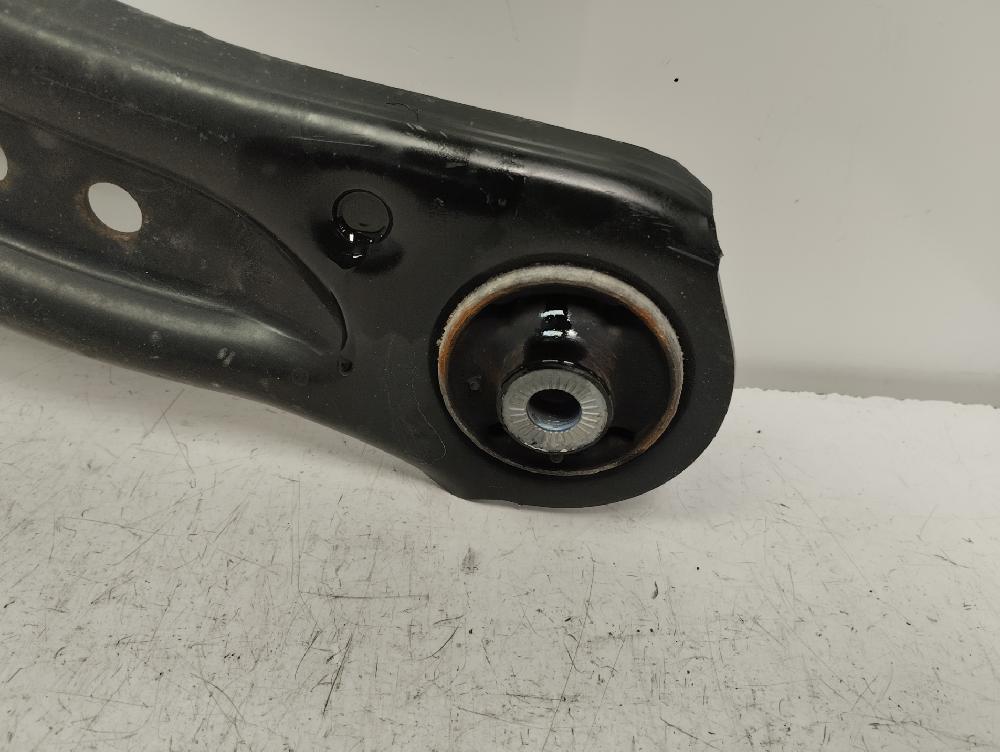 BRAZO SUSPENSION INFERIOR DELANTERO DERECHO AUDI A3 2017 1.5 MT 150CV | 110KW