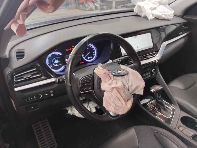 KIA NIRO 2016 1.6 AMT 105CV | 77KW