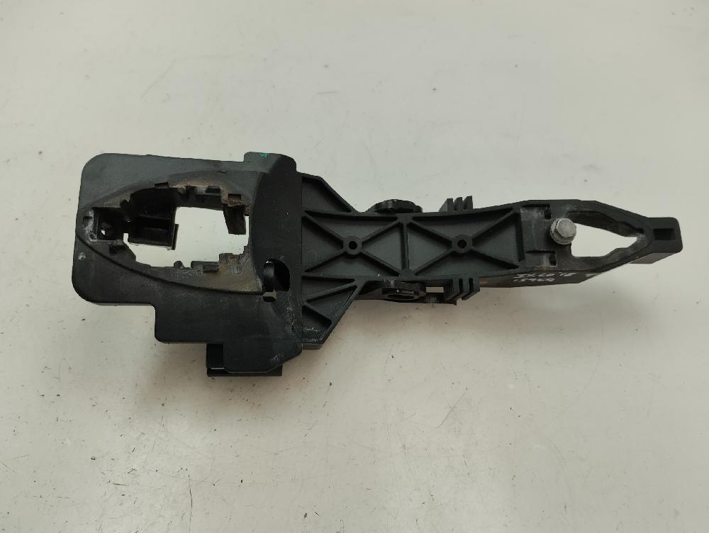 SOPORTE MANETA EXTERIOR PUERTA TRASERA DERECHA HYUNDAI IX20 1.4 MT BLUE 90CV