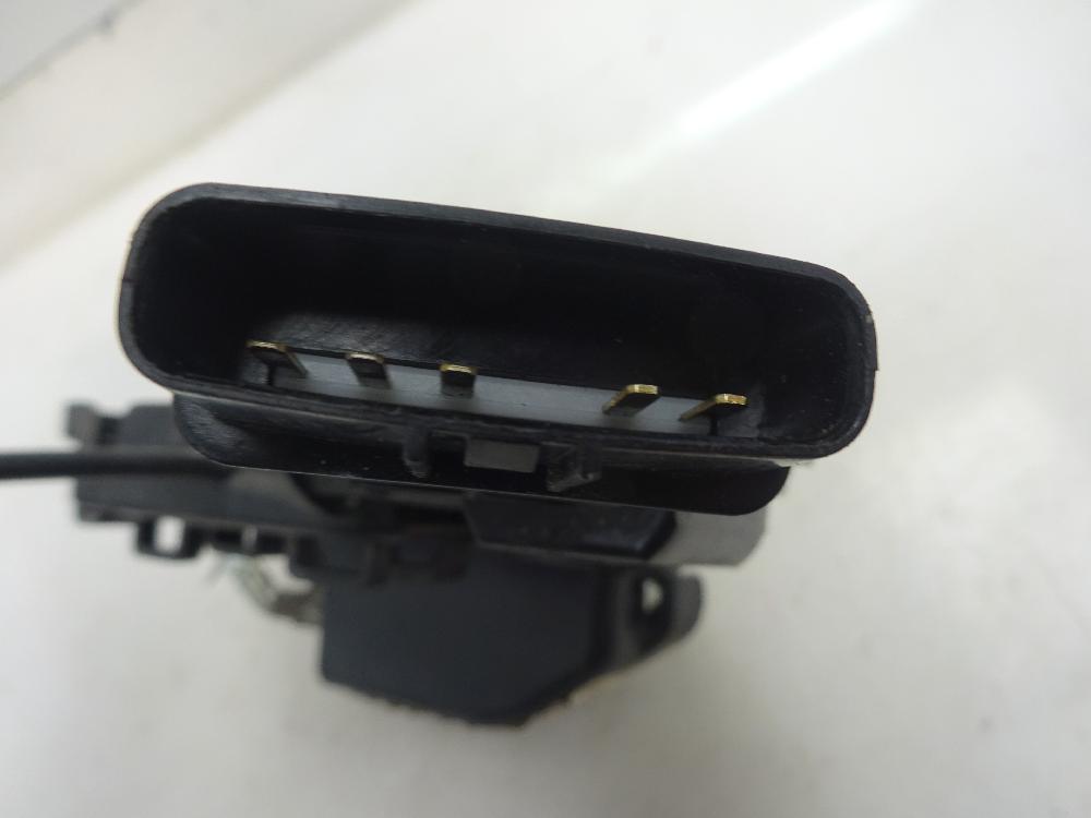 CERRADURA PUERTA TRASERA DERECHA KIA CARENS 2.0 CRDI MT 140CV