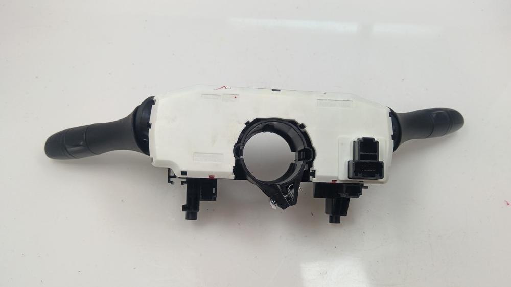 MANDO MULTIFUNCION NISSAN QASHQAI 1.3 MT 140CV
