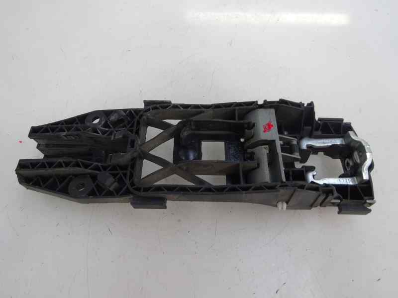 SOPORTE MANETA EXTERIOR DELANTERA IZQUIERDA SEAT LEON 1.6 TDI MT 105CV