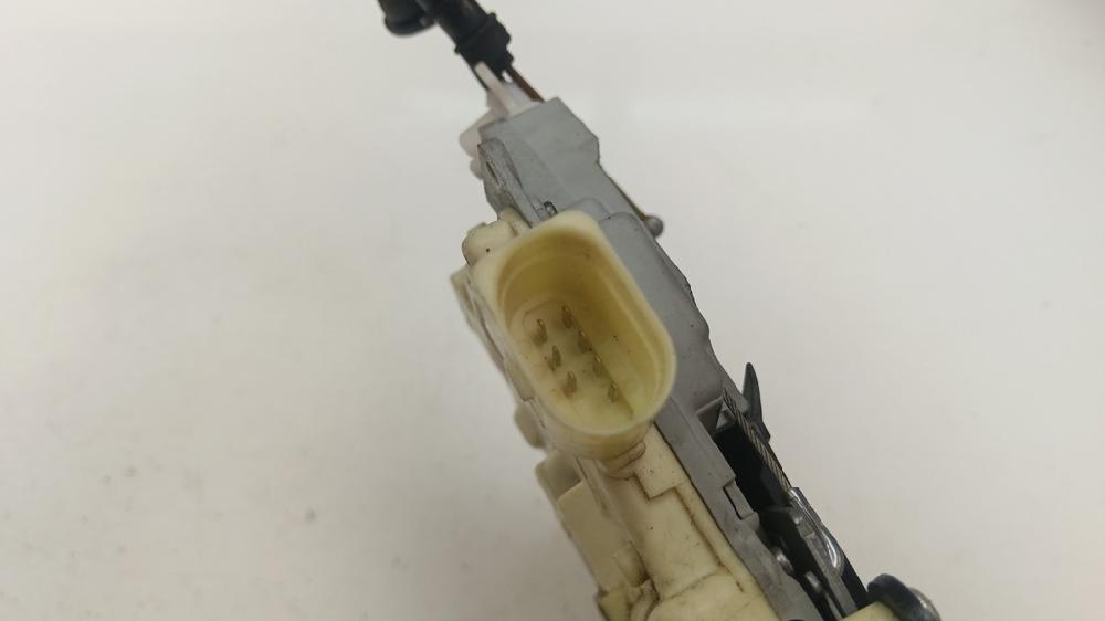 CERRADURA PUERTA DELANTERA DERECHA VOLKSWAGEN PASSAT 2.0 TDI DSG 140CV | 103KW
