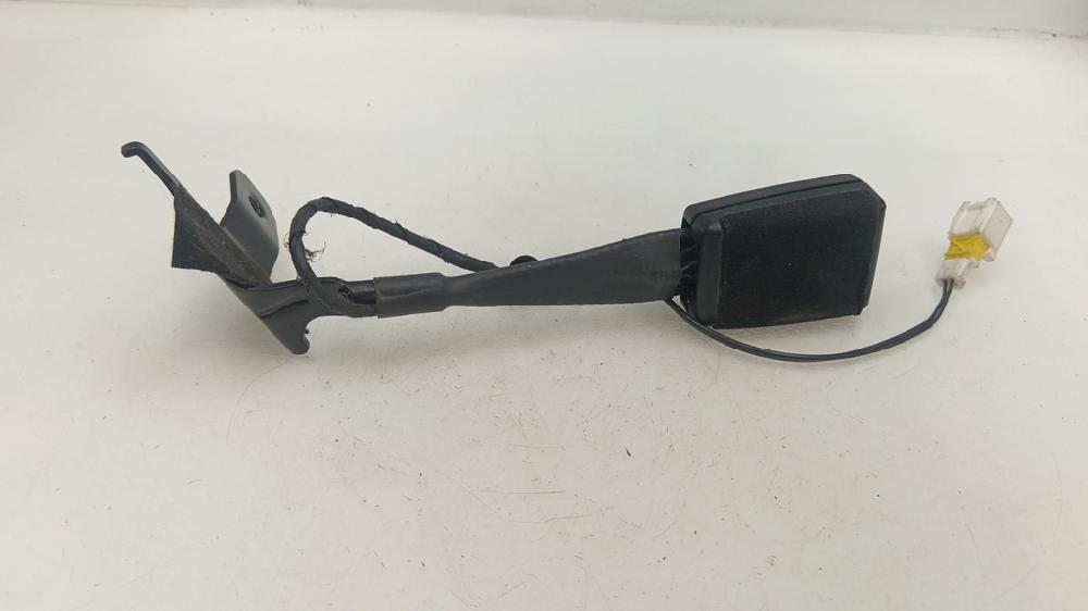 ANCLAJE CINTURON DELANTERO IZQUIERDO CITROEN C4 CACTUS 1.6 MT 99CV | 73KW