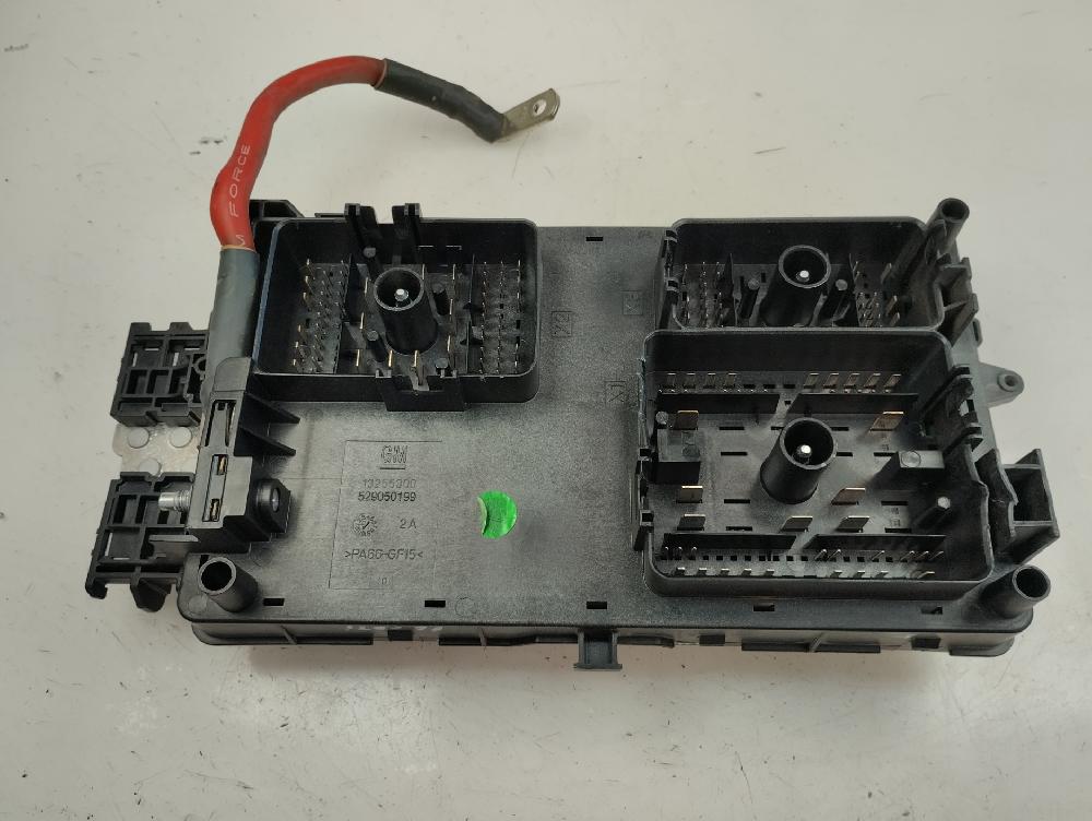 CAJA RELES FUSIBLES OPEL INSIGNIA 1.6 ECOTEC DIESEL MT 136CV | 100KW