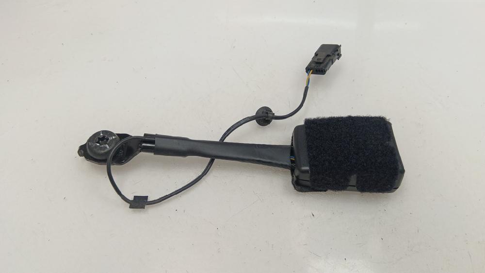 ANCLAJE CINTURON DELANTERO DERECHO FORD KUGA 1.5 MT 120CV