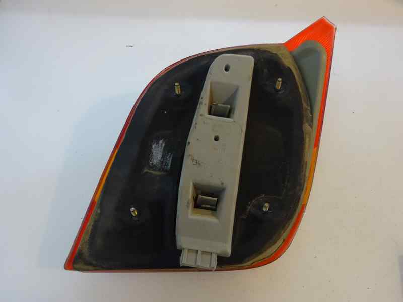 PILOTO TRASERO IZQUIERDO FORD FIESTA 1.1 MT 49CV | 36KW