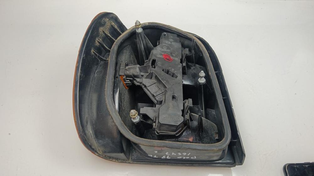 PILOTO TRASERO DERECHO VOLKSWAGEN POLO 1998 1.9 MT 64CV | 47KW