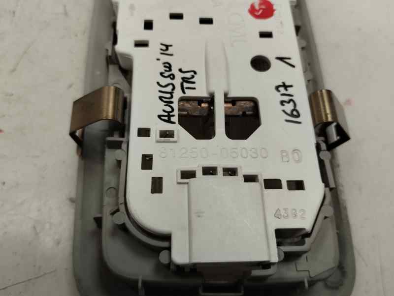 LUZ INTERIOR TOYOTA AURIS 2.0 D-4D MT 124CV | 91KW