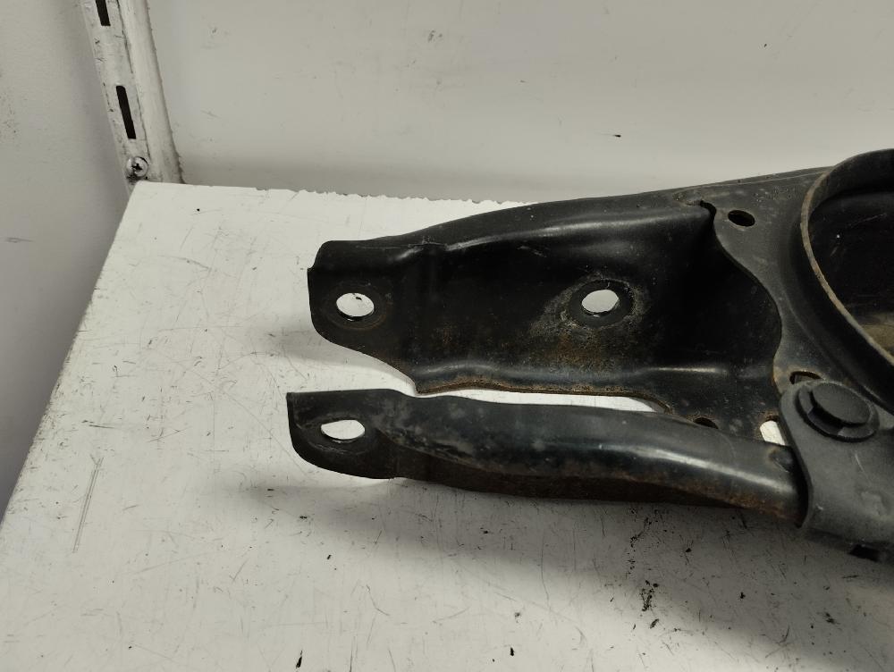 BRAZO SUSPENSION INFERIOR TRASERO DERECHO AUDI A3 1.5 MT 150CV | 110KW