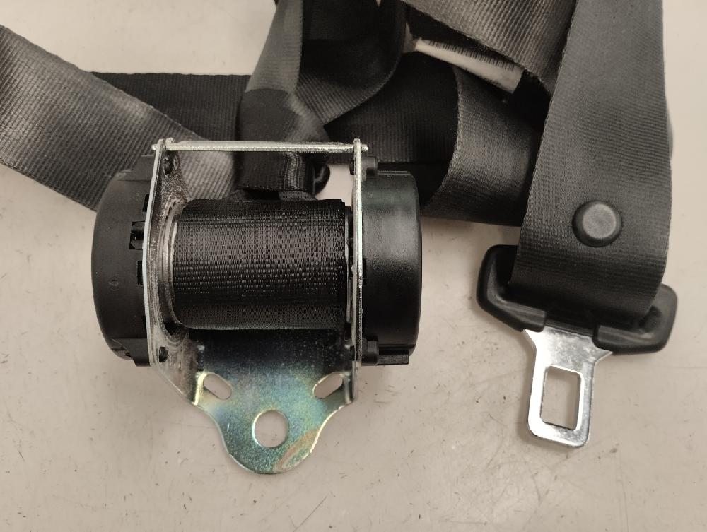 CINTURON SEGURIDAD TRASERO IZQUIERDO TOYOTA VERSO 1.6 MT 133CV
