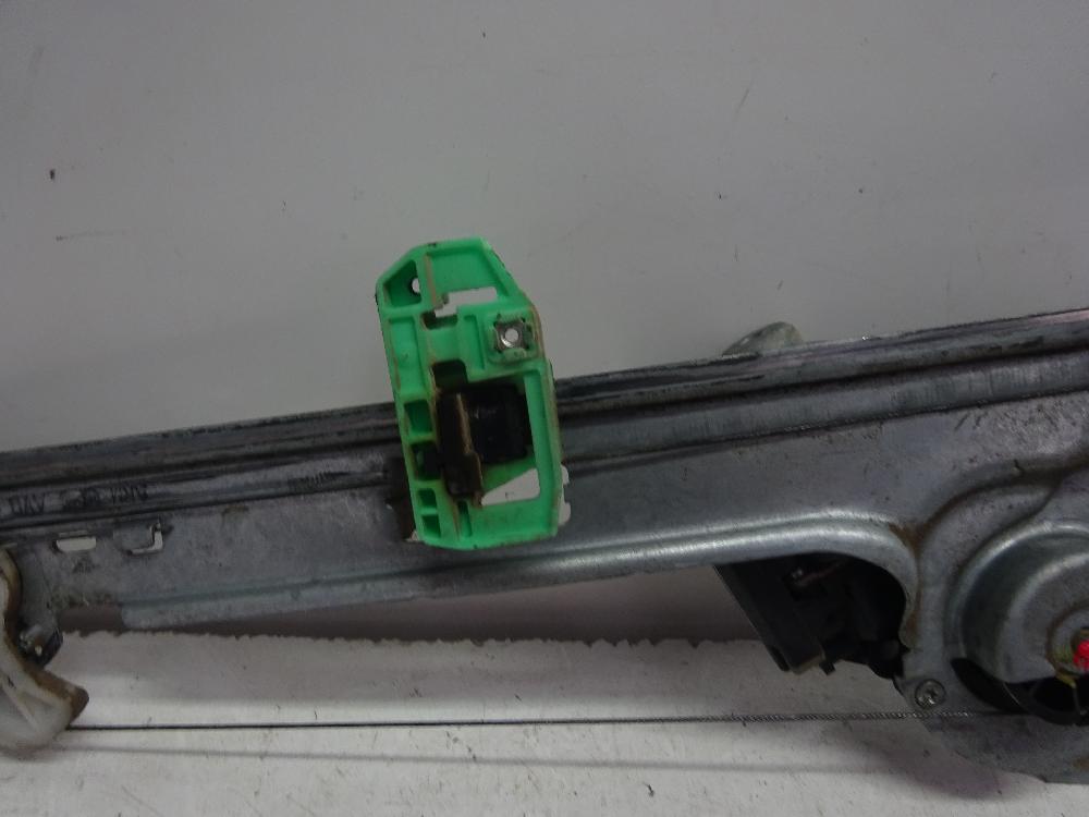 ELEVALUNAS DELANTERO DERECHO RENAULT SCENIC 1.9 DCI MT 120CV